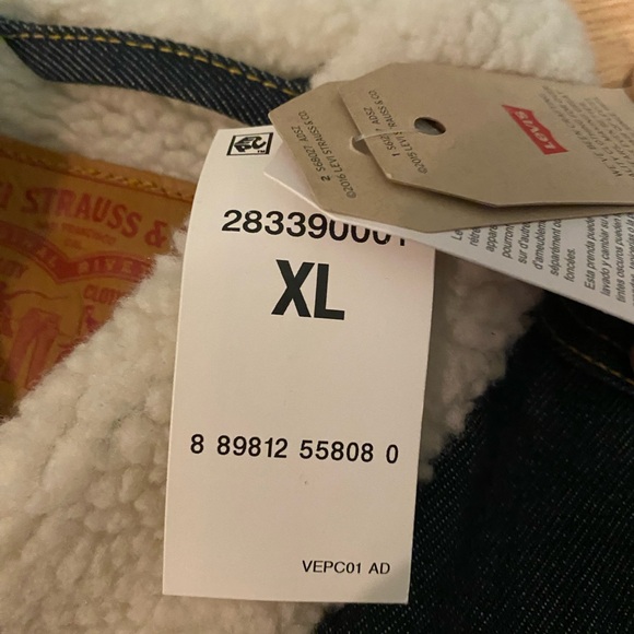 NWT Levis Sherpa Denim Vest - Picture 4 of 5